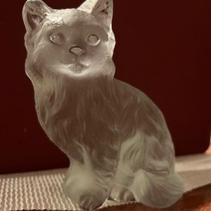 Cat statue - in clear